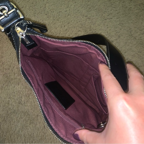 Black and Gray Coach Shoulder Purse - Picture 5 of 8